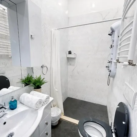 Appartement Elizabeth Queen Residency - 5 Rooms, Garage *